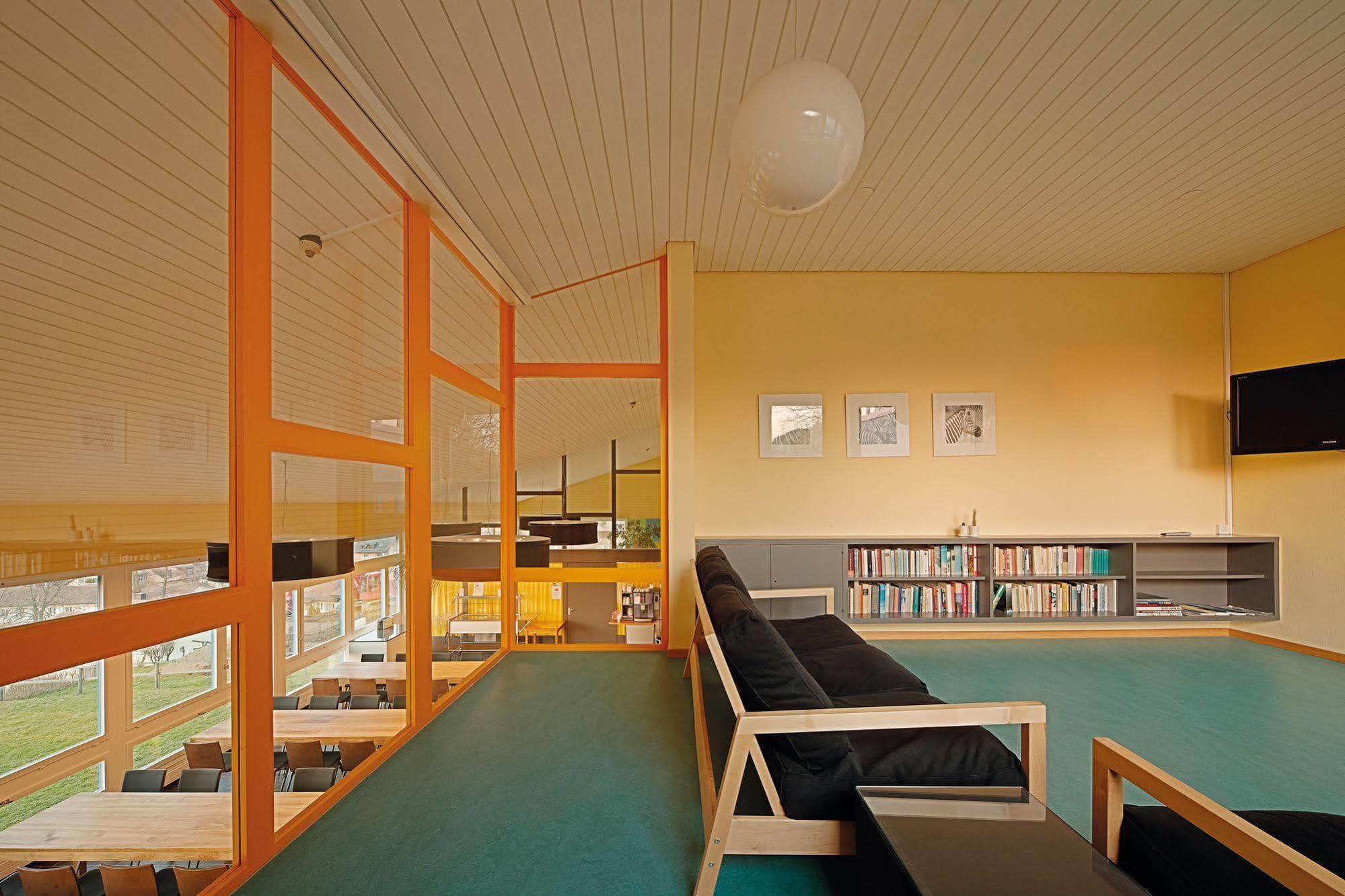Youth Hotel